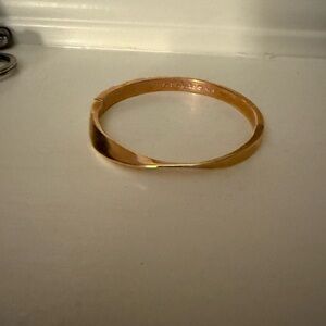 Kate Spade Curvy Hinged Gold Bangle